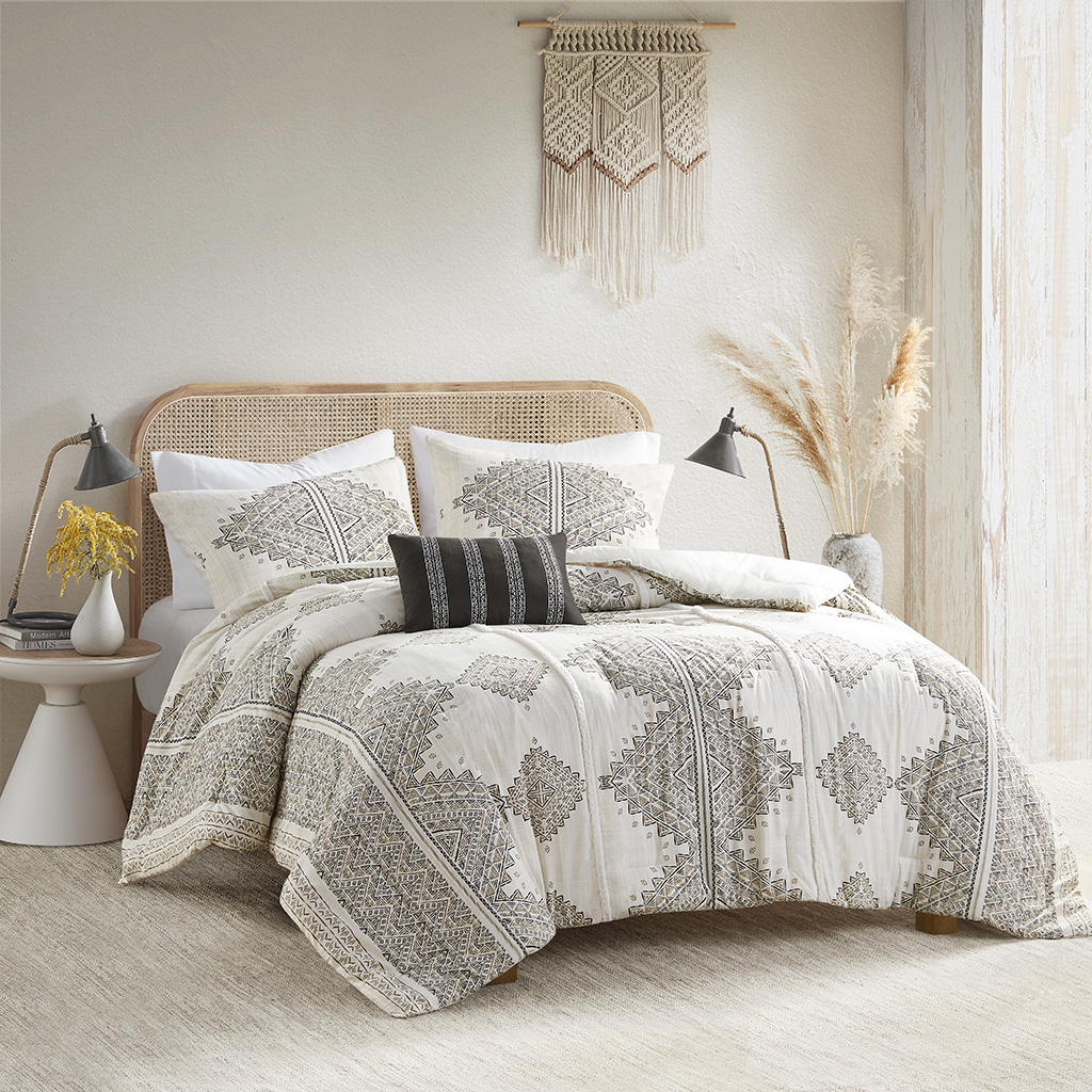 Madison Park - Ibiza 4 Piece Printed Comforter Set with Throw Pillow - Full/Queen - Black/Ivory, image size:1024x1024